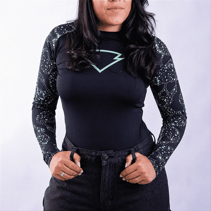 Blusa Segunda Pele Feminina Caveiras Estrelas Menta da HLX