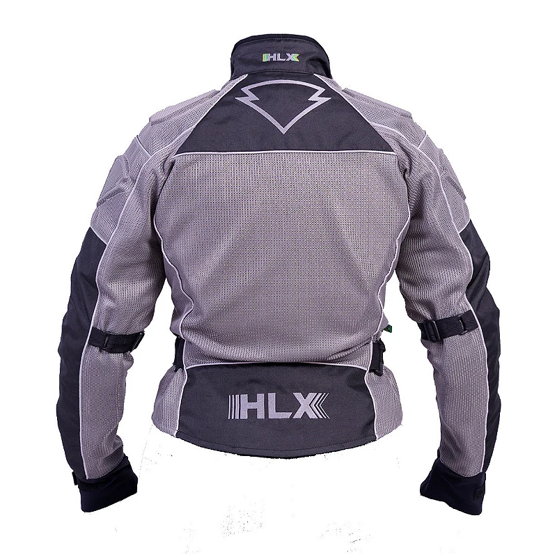 A jaqueta vista de trás, com o logo HLX