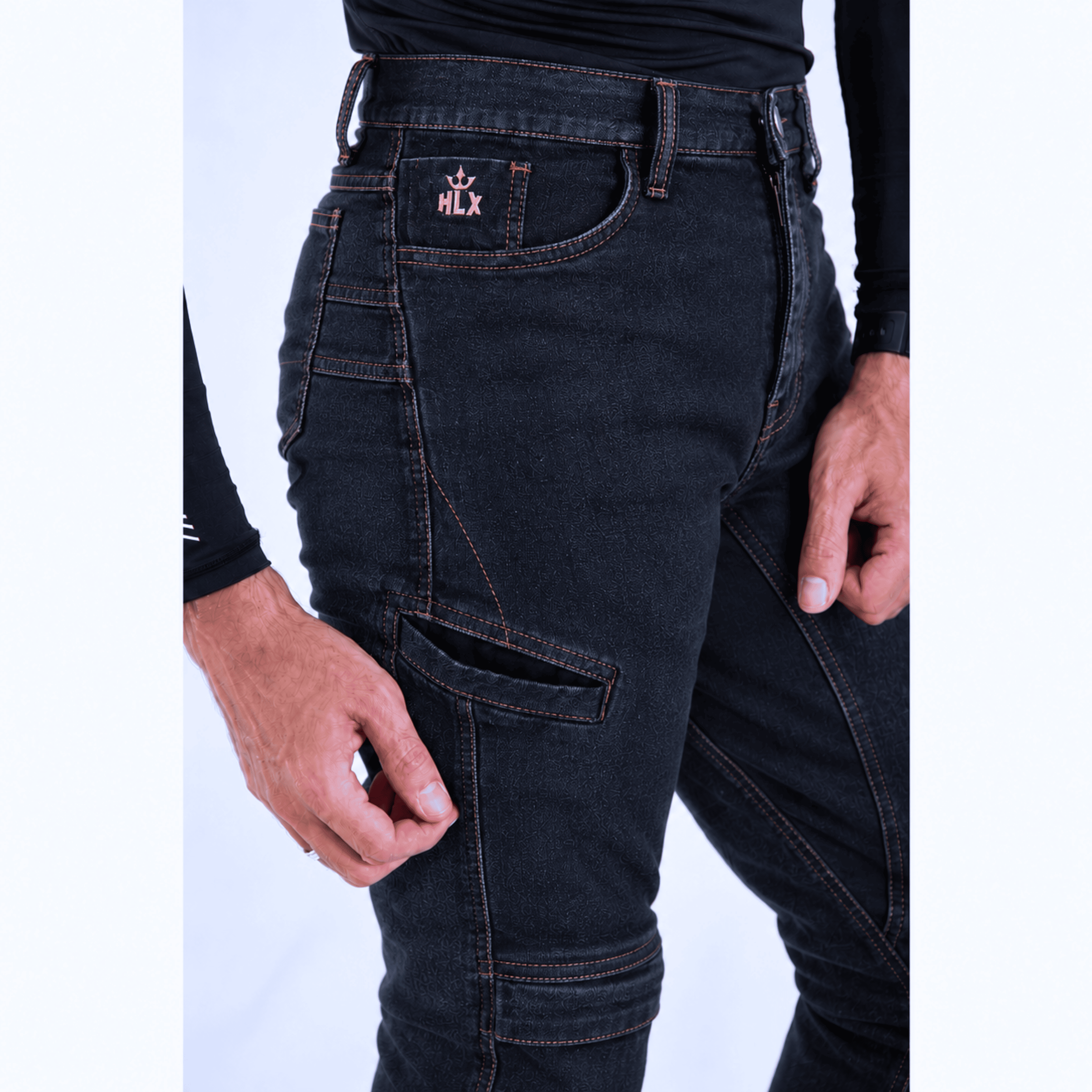 Calça Spirit Comfort — detalhe do bolso